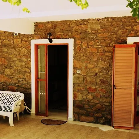 Dafni Apartments Kastri  Exterior photo