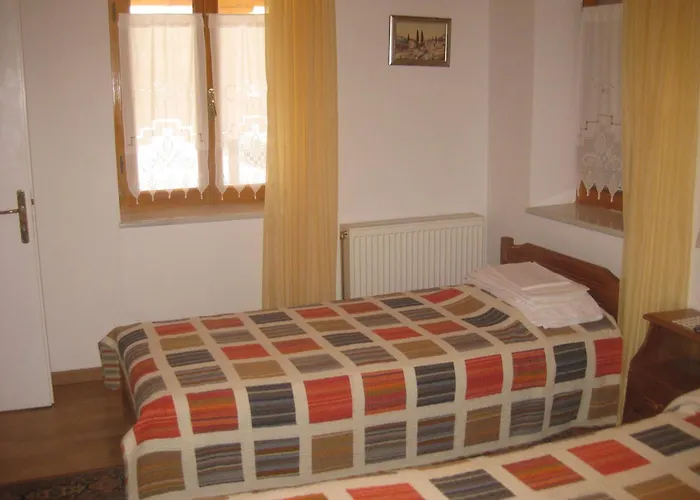 Dafni Apartments